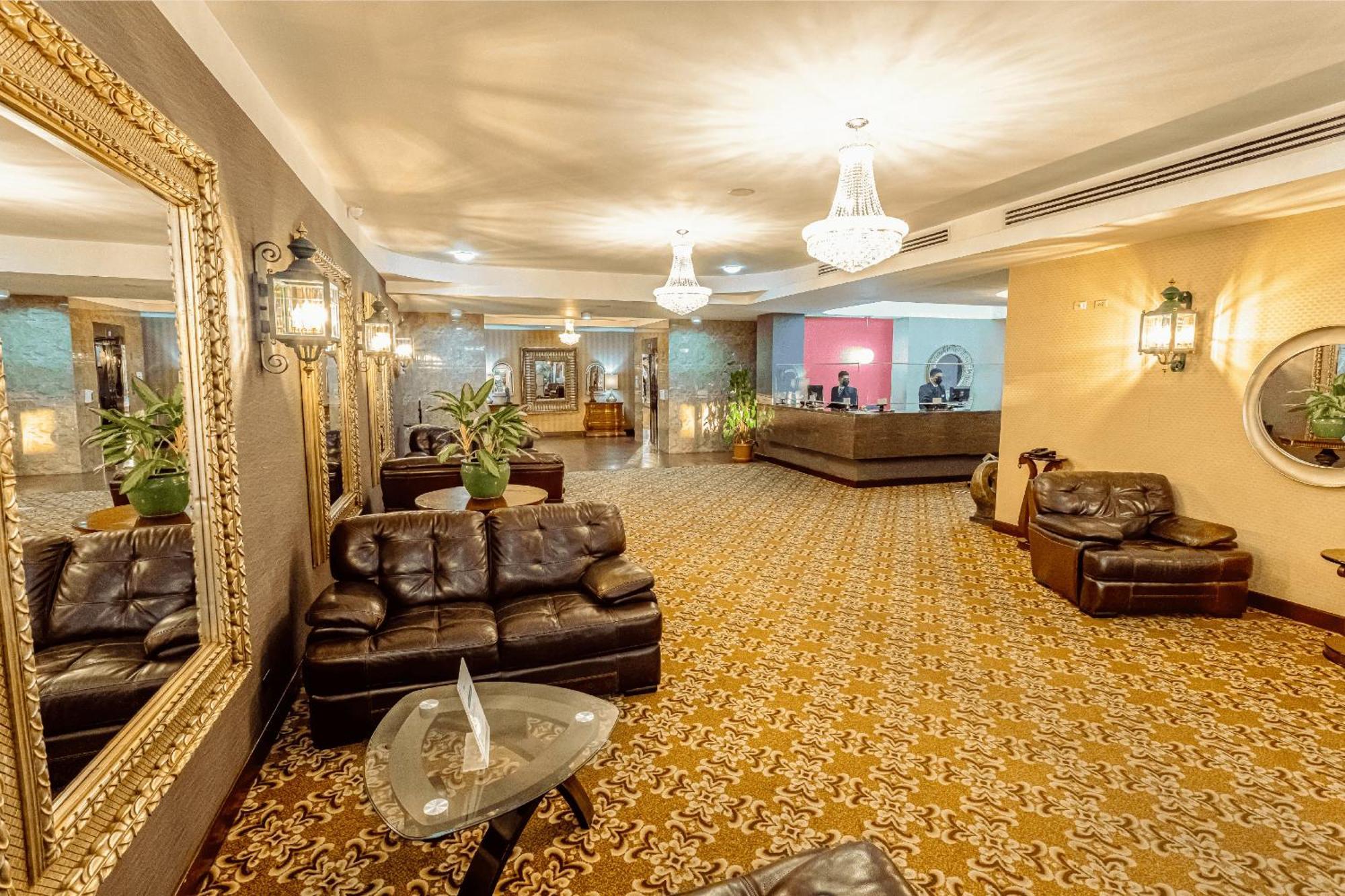 Hotel Plaza San Martin เตกูซิกัลปา ภายนอก รูปภาพ